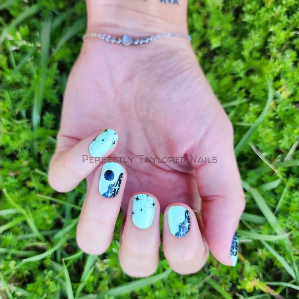 *Exclusive* Color Street: Rave Wave | Stars Wavy Clear Overlay Black Festival